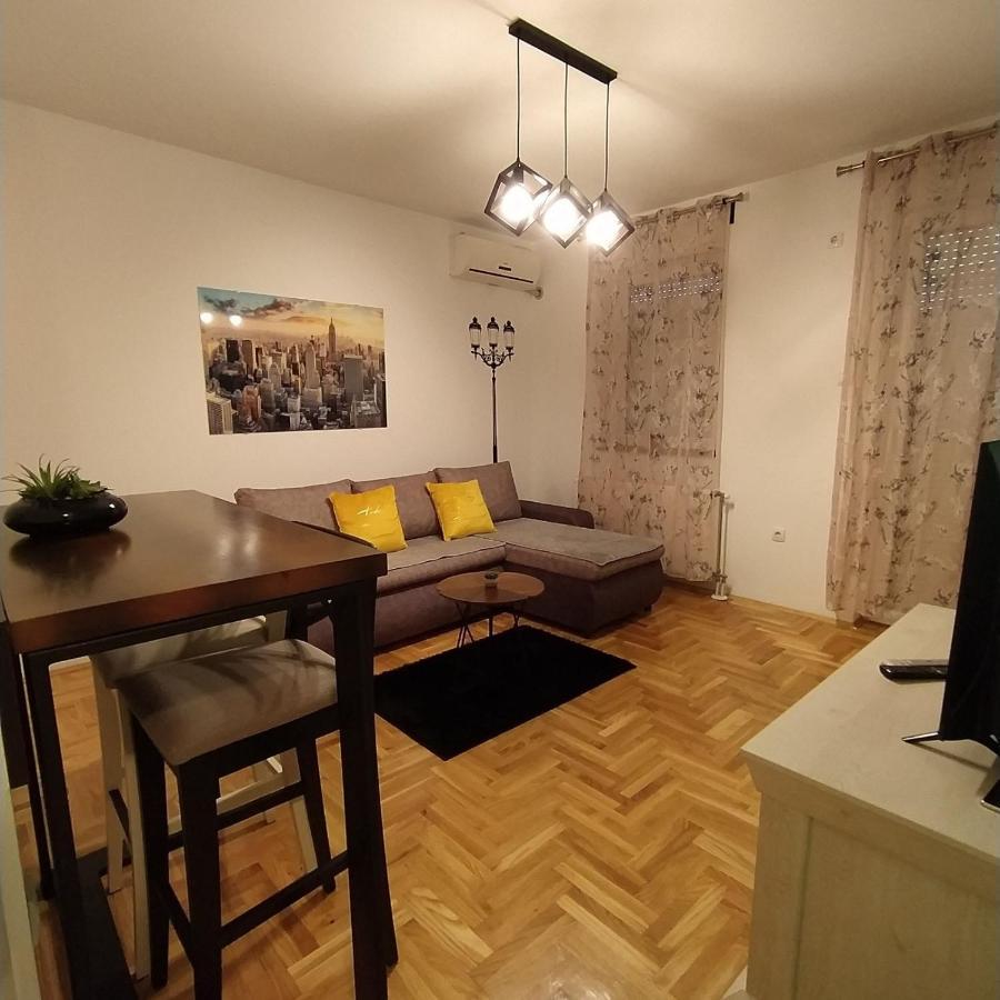 Daniris Apartman 诺威萨 外观 照片