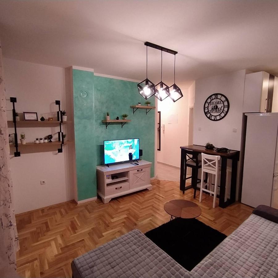 Daniris Apartman 诺威萨 外观 照片